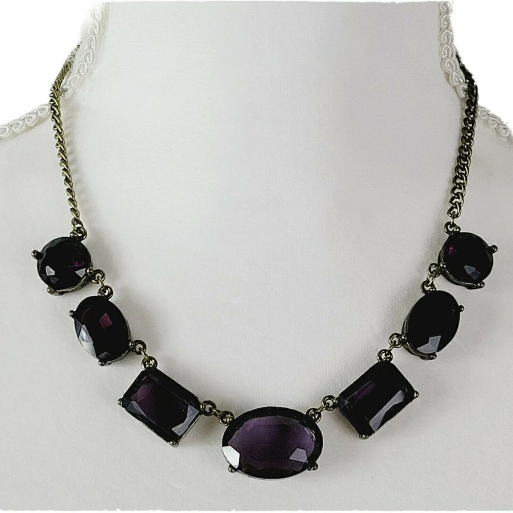 Faceted Purple Glass Necklace On Antiqued Bronze Tone Chain Collar Length 16"